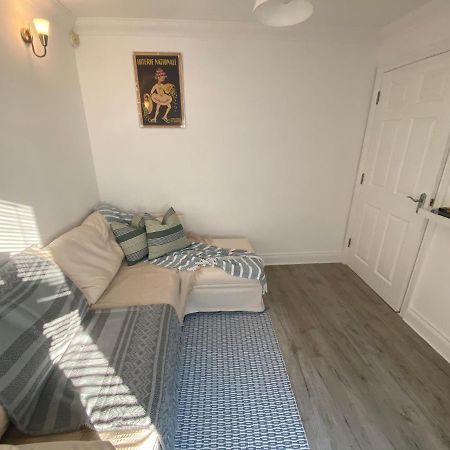Modern Coastal Cottage 5 Minutes From The Ocean -Pet Friendly Ramsgate Bagian luar foto