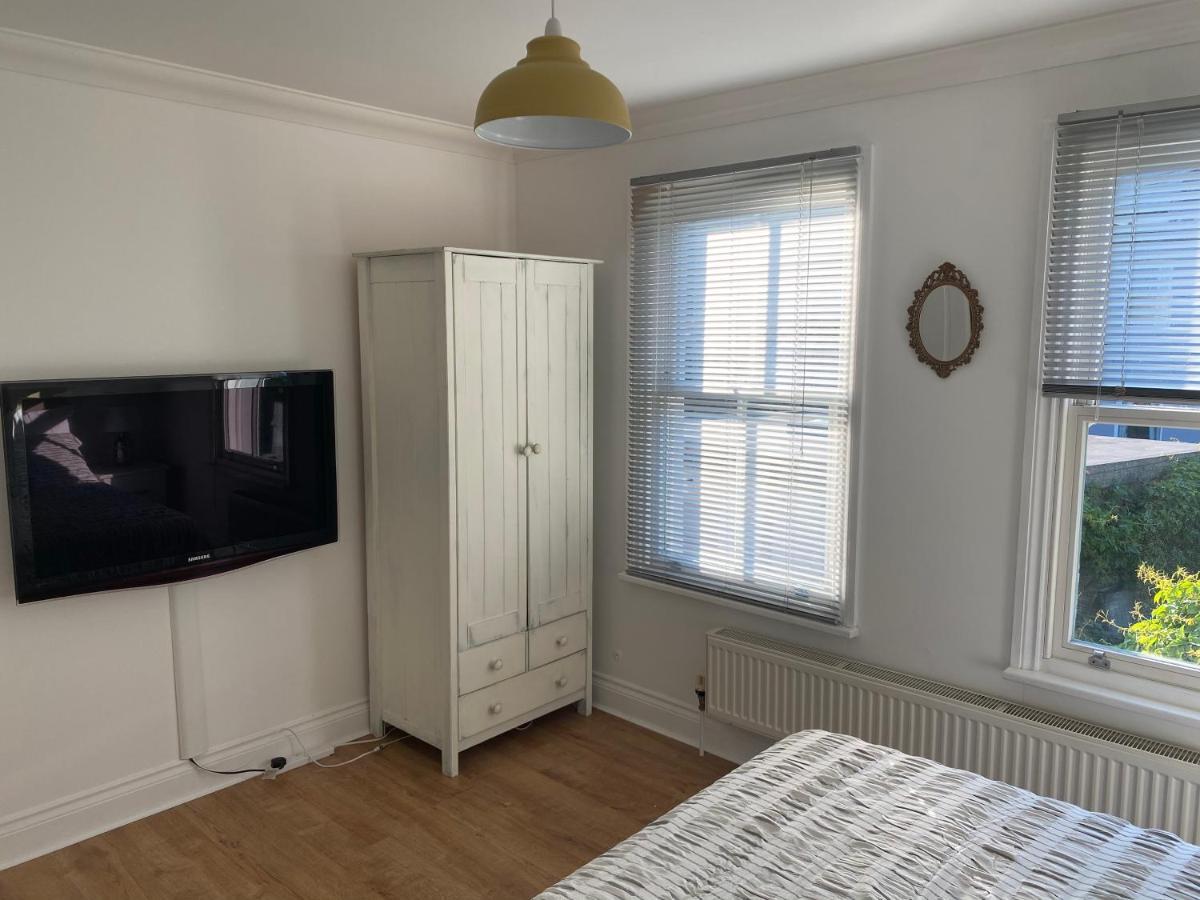 Modern Coastal Cottage 5 Minutes From The Ocean -Pet Friendly Ramsgate Bagian luar foto